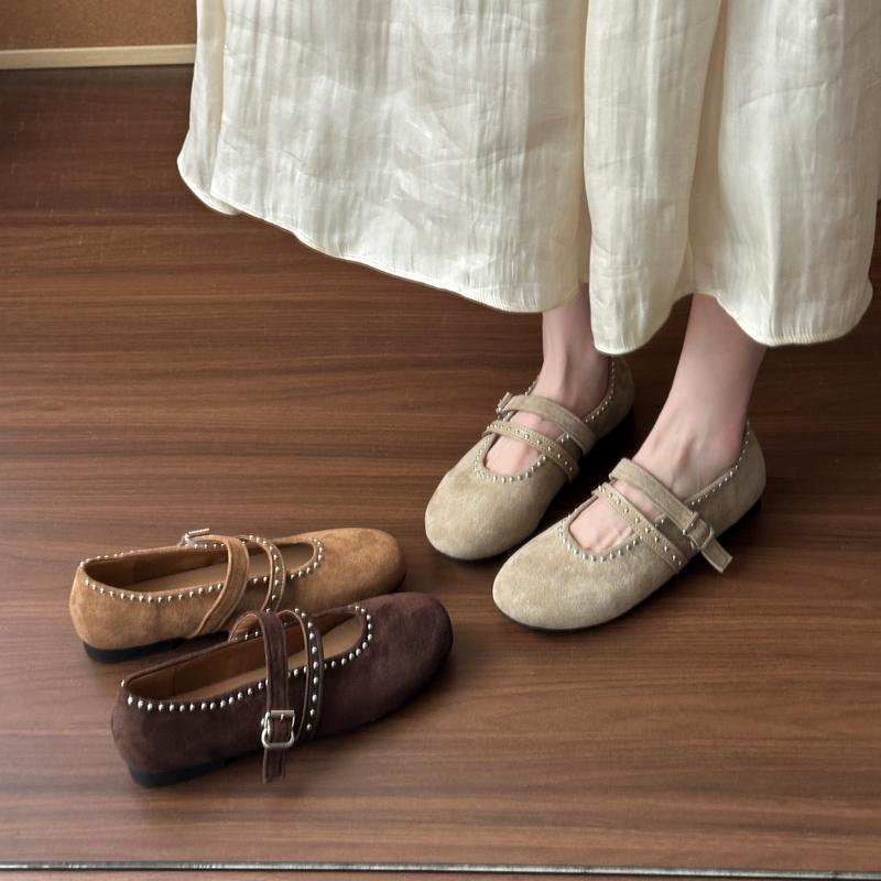 Fashion Fashion Suede Single Shoes Autumn New Round Toe Shallow Rivet Metal Buckle One-band Soft Sole Non-slip Low-top Shoes
