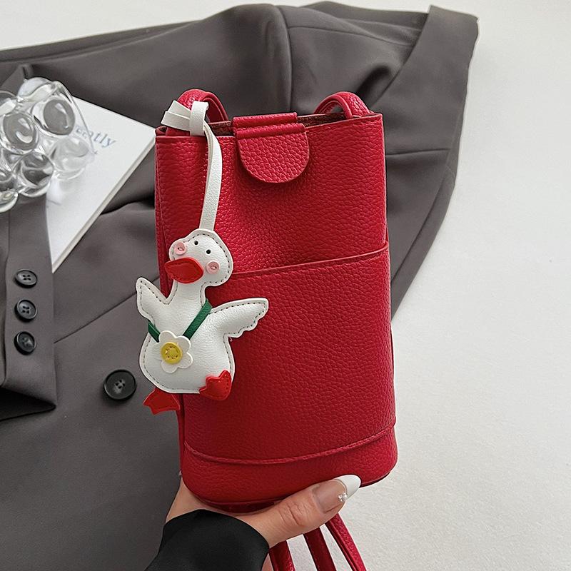 Simple and Casual Mobile Phone Bag Fashionable and Stylish Commuting Crossbody Bag for Women
