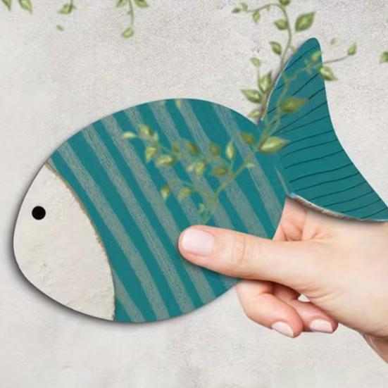 4 Pcs Wood Fish Nautical Wall Decor Rustic Wall Hanging Beach Decor Coastal Themed Vintage Ornaments for Summer Lake House Bathroom Bedroom