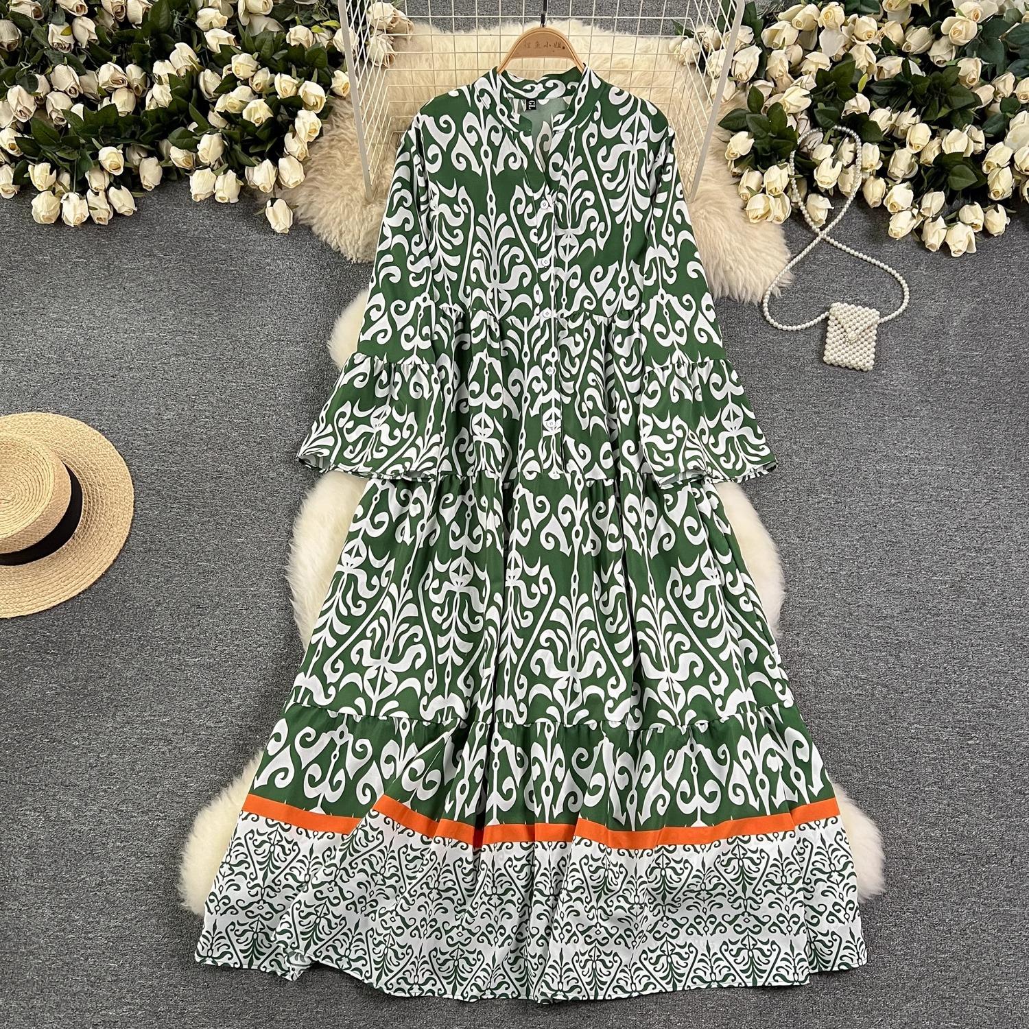 

Свободное платье-рубашка с цветочным принтом и расклешенными рукавами для женщин, весна/лето, новые длинные платья трапециевидной формы для отпуска, темперамента и отдыха One Size темно-зеленого