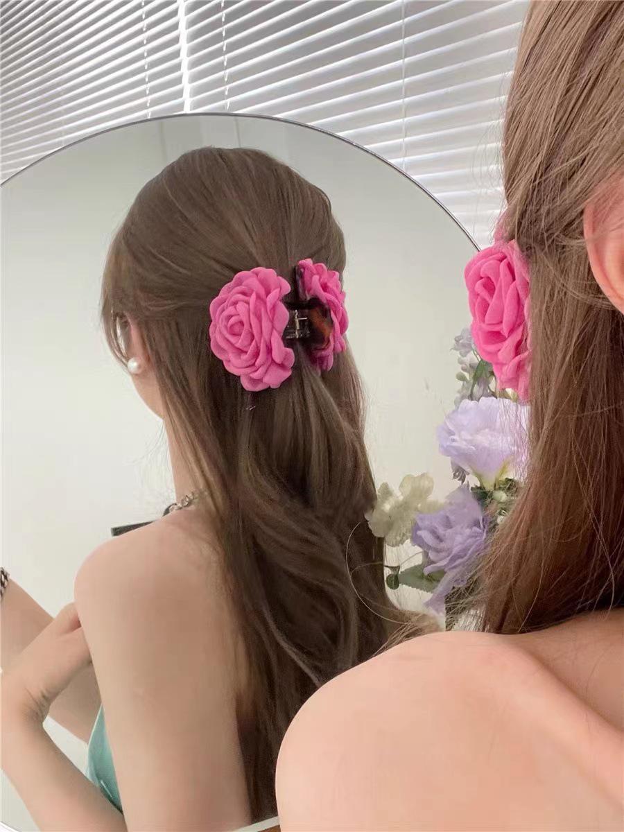 

Французская заколка-акула с розовым цветком - Рекомендуемый блогерами головной убор, аксессуар для волос