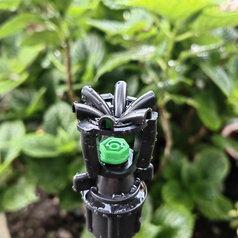 Irrigatori Rotanti con Filettatura Esterna da 1/2" Mini Wobbler Irrigazione Spruzzo d'Acqua Ugelli di Irrigazione Rotanti a 360 Gradi Per Fattoria Giardino Prato