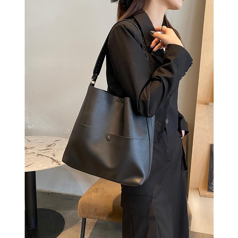 Cheap New Simple Leather Bag Women's High Quality Shoulder Bag Leisure