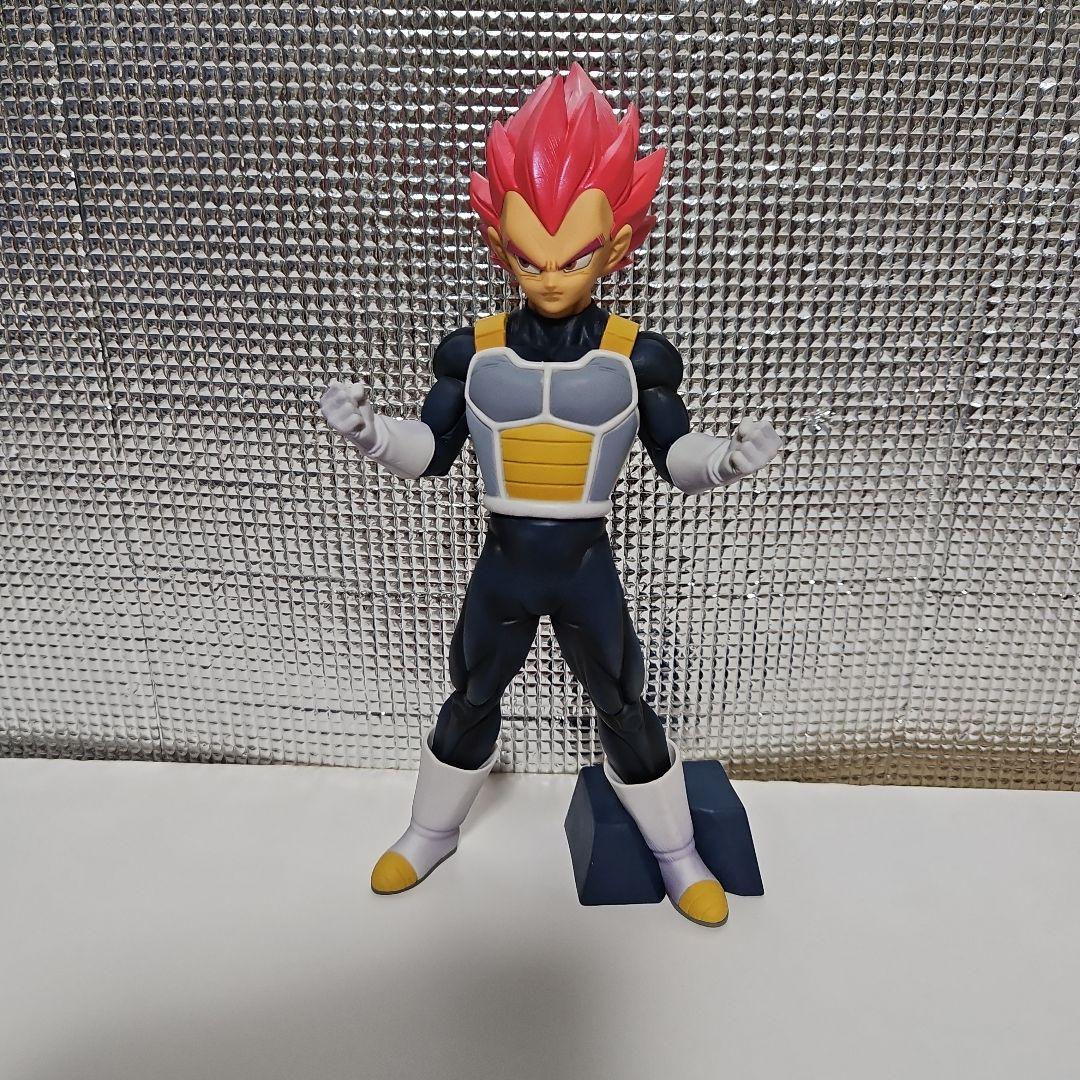 

[USED] Super Saiyan God Vegeta Dragon Ball Figure