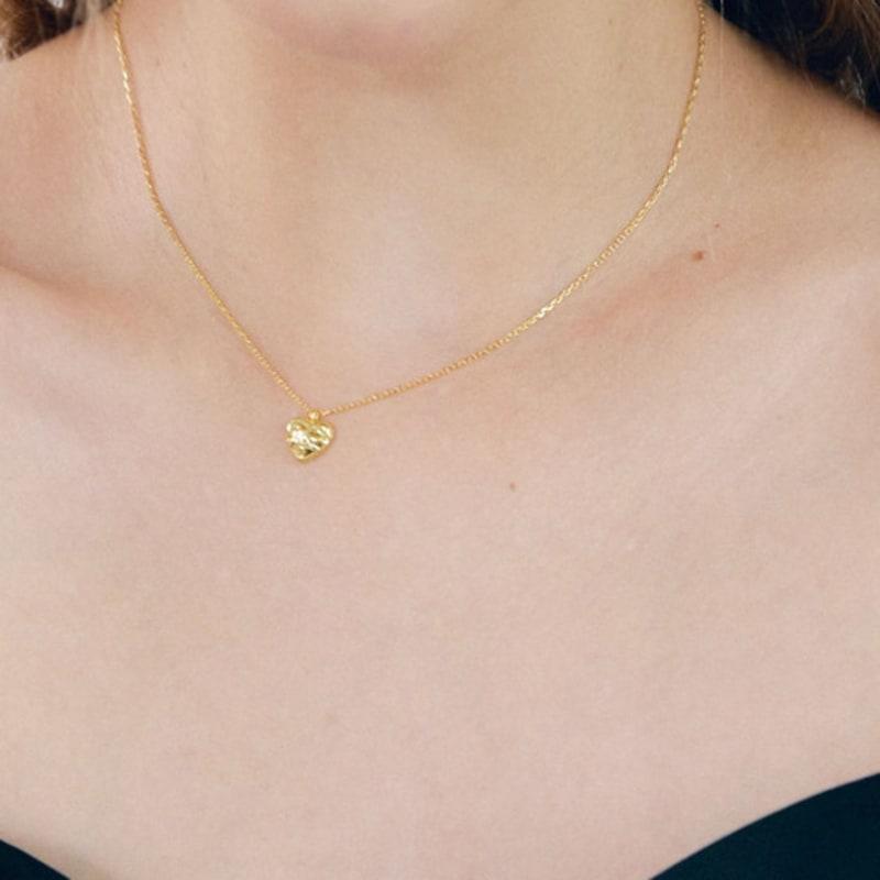 NUOY (925 Silver) Gold Heart Necklace