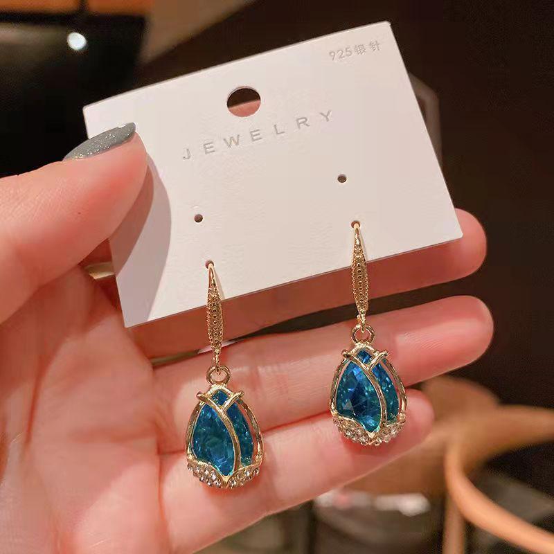 Premium Design Niche Temperament Stud Earrings Women's Blue Earrings 925 Silver Exquisite Light Luxury Versatile Earrings