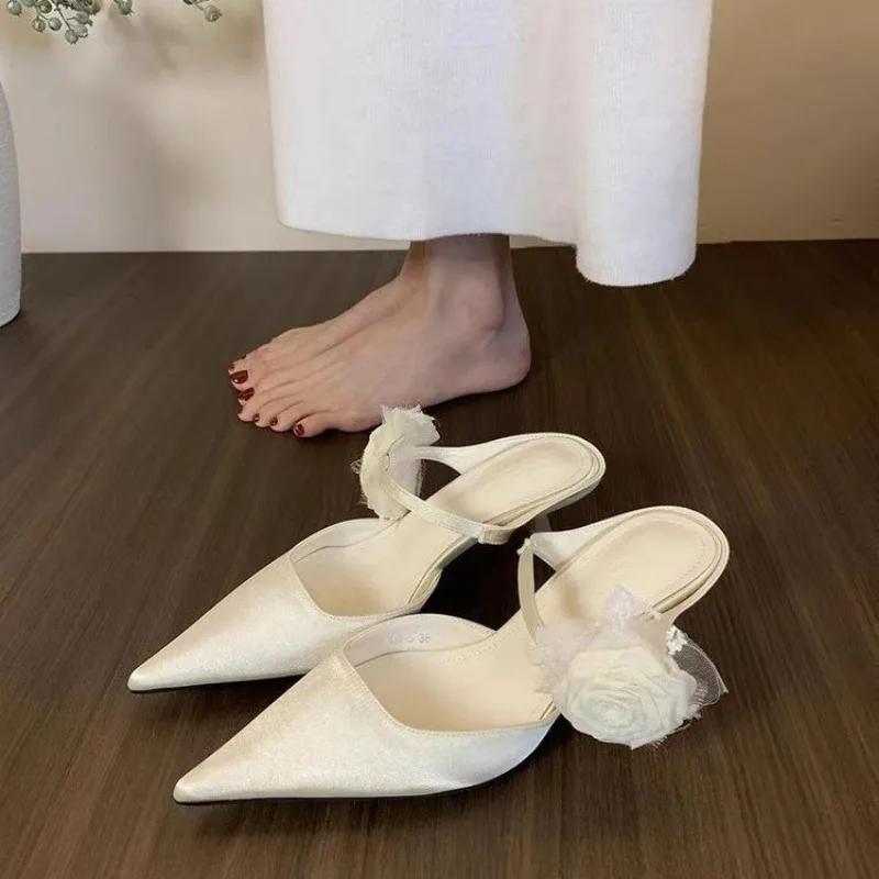 Fashion Ladies Shoes 2025 Pointed Toe Summer Floral Women's Slippers Plus Size Dress Slippers Women Thin Heels Modern Closed Toe Sandals