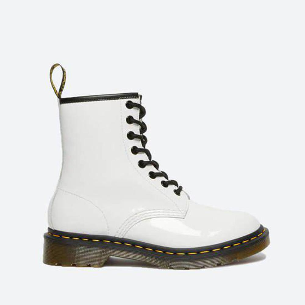 Boots Dr. Martens white Patent 1460