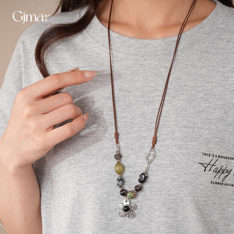 New Chinese beaded woven flower necklace light luxury collarbone chain retro ethnic style versatile necklace