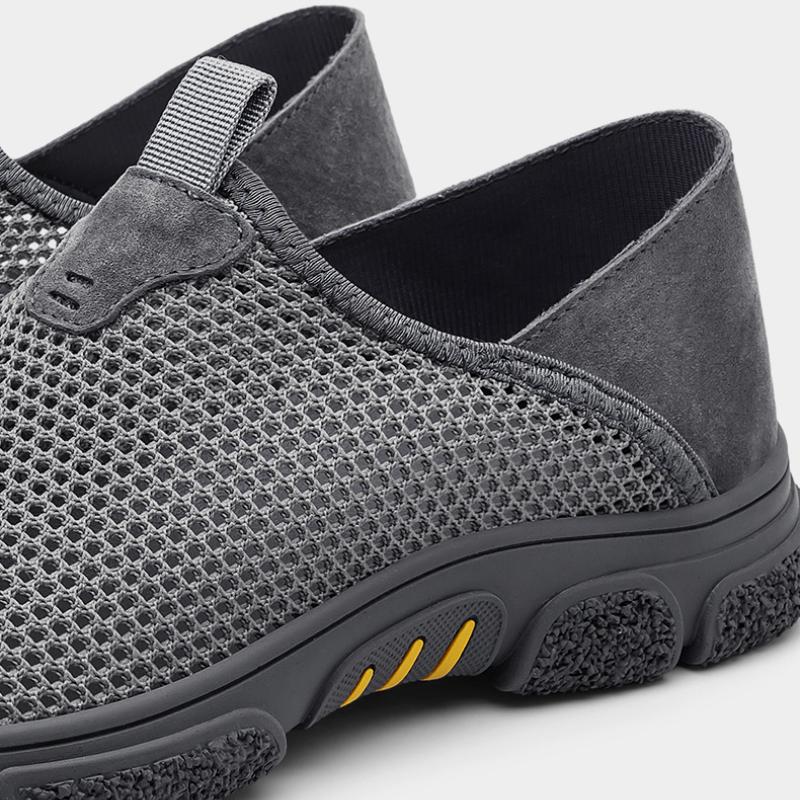 Men's Breathable Casual Sneakers Hole Shoes Outdoor Casual Sandals Hiking Shoes Summer