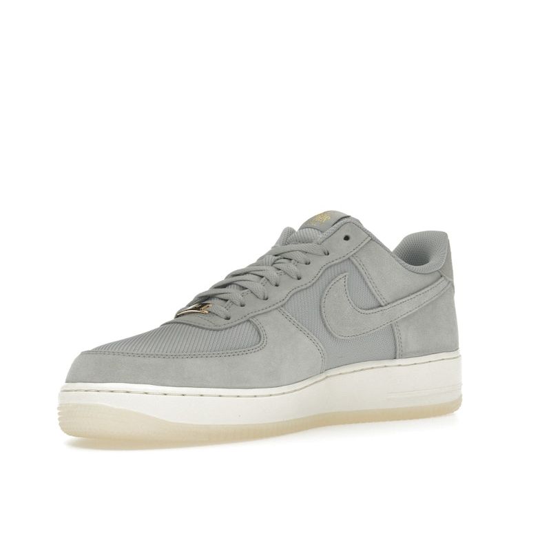 Nike Air Force 1 07 LV8 Light Smoke Grey Gold Unisex Sneakers Metallic-Gold Pale-Ivory FZ5222-001