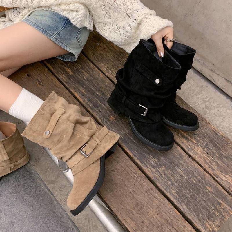 Autumn and Winter Women's Leather Boots Solid Color Medium Heel Round Head Versatile Large Size Women's Boots New Leather Big Tube Circumference High