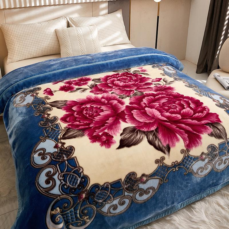 Double-Sided Coral Fleece Raschel Blanket - Thickened Velvet Cover for Autumn & Winter, Perfect Wedding Gift