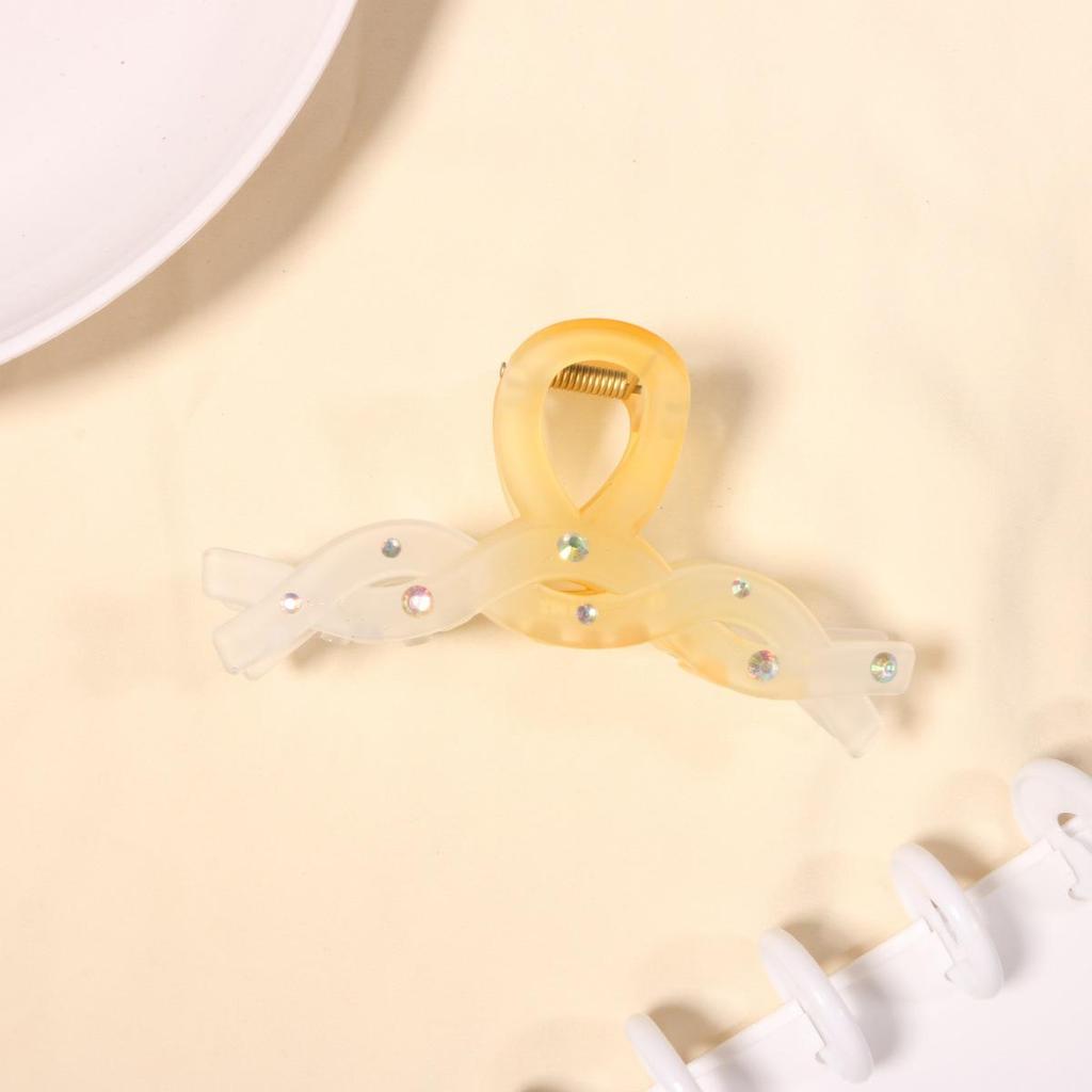 Korean Style Frosted Jelly Hair Clip - Transparent Plastic Claw for Women's Bun and Updo