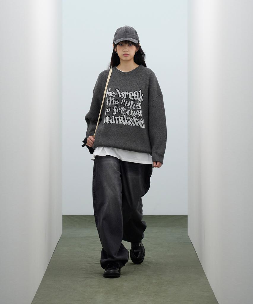 STANDARDERROR 87-Stan191 Art Lettering Oversized Jacquard Knit Charcoal