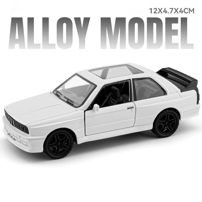 1:36 Käfer Lada VAZ 300S M3 Miniaturmodell Legierung Druckguss Auto Spielzeug Serie Türen Geöffnet Rückzieher Fahrzeuge Arbeitszimmer Dekoration