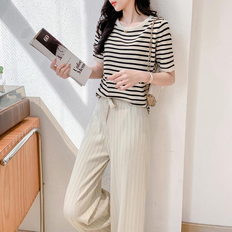 Women's Petite Striped T-Shirt & Wide-Leg Pants Casual Set