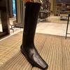 Koreanische Version Nische schlichter Reihenstil flachsohlige mittelhohe Stiefel dünne Stiefel Damen 2025 langer Schaft eckige Spitze aber kniehohe Stiefel