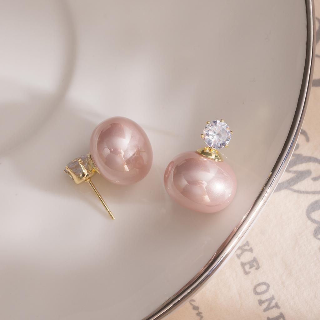 Diamond-Set Light Pink Imitation Pearl Steamed Bread Earrings, Autumn And Winter Light Luxury Celebrity Style Simple Temperament Earrings
