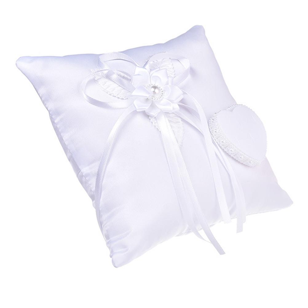 Wedding Ring Pillow Creative Bride Ring Pillow Wedding Supplies (White)