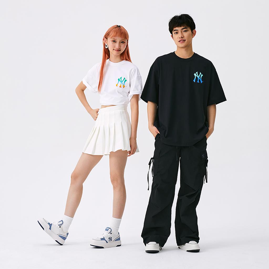 New MLB New York Yankees Basic Collection SS25 T Shirt Unisex Black 3ATSB0653-50BKS