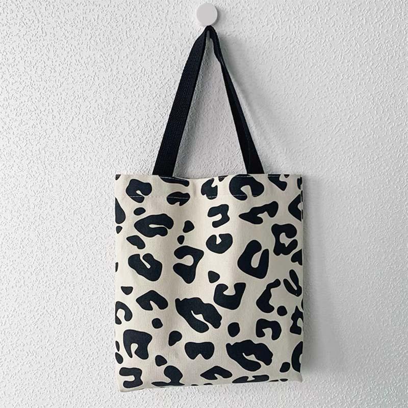 Versatile Japanese Canvas Tote: Large Capacity, Handheld, Trendy Lunch Box Bag for Women