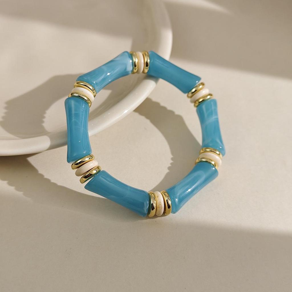Bracciale Curvo Stile Bambù Gradiente Cinese: Design di anello a mano colorato, unico e retrò.