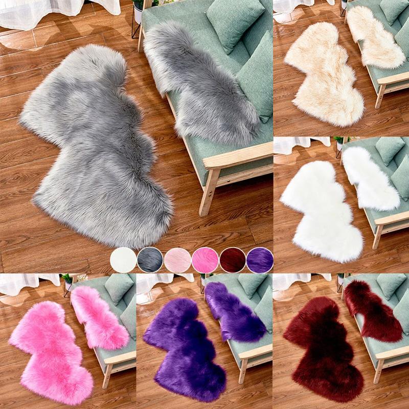 1PC Floor Mat Creative Faux Fur 35*70cm Sofa Decoration Rugs Living Room Plush Carpet Fluffy Soft Double for Bedroom Heart-shaped
