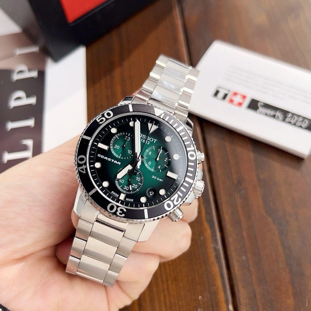 Used Purchases are welcome. Unused by Tissot. Latest model of business watch. Automatic winding | Today s special price | New and unused