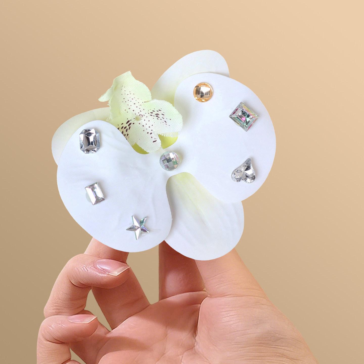 

New Simulation Gesanghua Hair Clip Women s Side Bangs Temperament Forest Style Headwear Versatile Duckbill