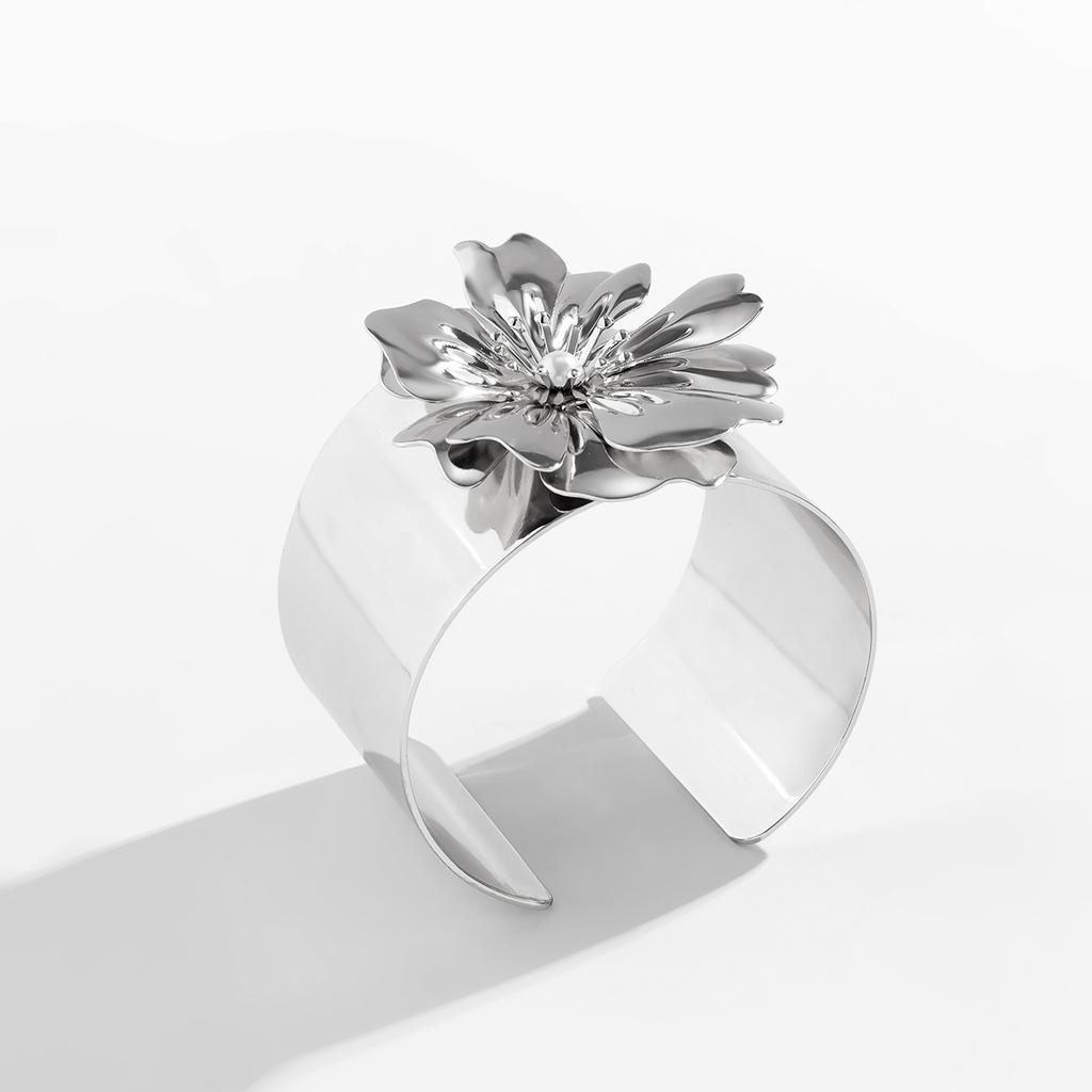 Exaggerate Punk Gold Silver Color Rose Flower Cuff Bangles For Women Vintage New Bracelet Boho Fashion Wide Bangle Jewelry