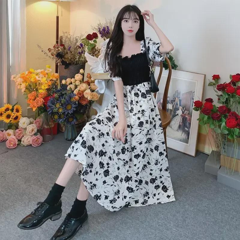 2024 Summer Floral Knee-Length Dress with French Puff Sleeves and Waist-Slimming Design