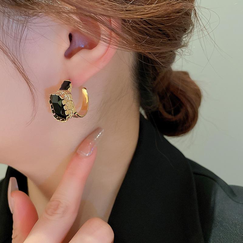 Retro Dunkel Künstlicher Kristall Quadrat Sterling Silber Vergoldet Ohrringe - High-End Fashion Statement für Frauen