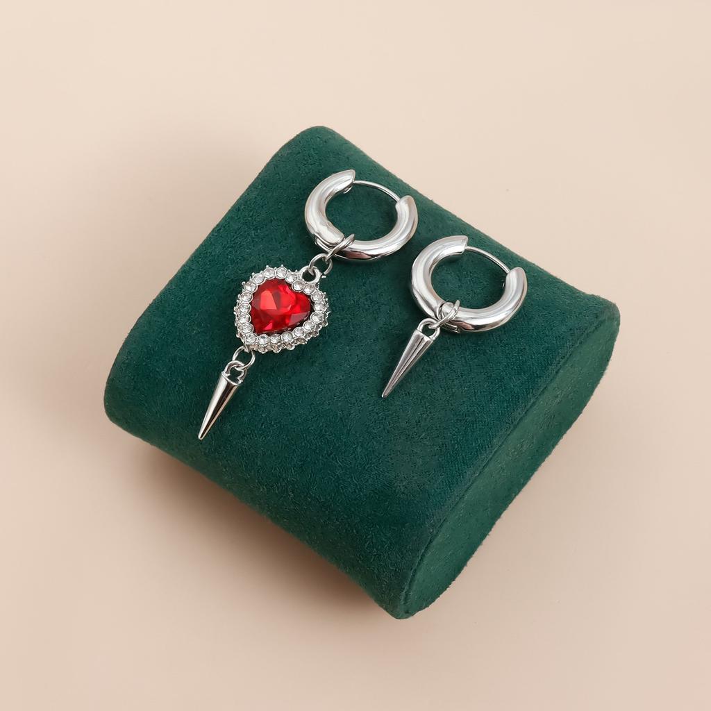 Punk Silvery Asymmetric Creativity Fashion Red Zircon Heart Hoop Earrings Party Birthday Lover Jewelry Accessories Party Gifts