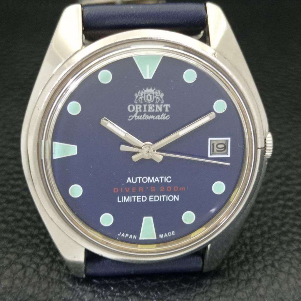 VINTAGE ORIENT AUTOMATIC JAPAN MENS BLUE COLOR DIAL WATCH A700605-5 R204-a700605
