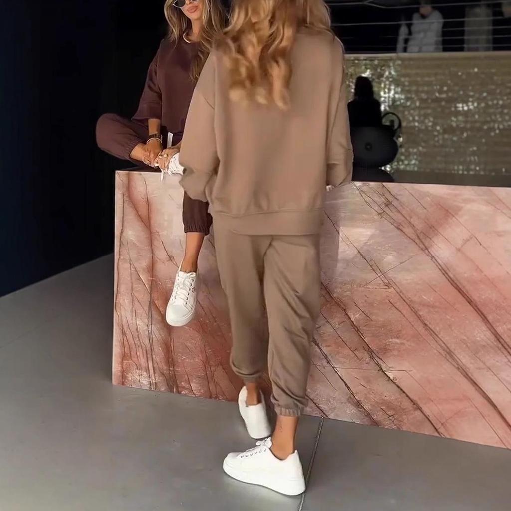 2025 Trendy Women's Knit Two-Piece Set: Long-Sleeve Top & Wide-Leg Pocket Pants