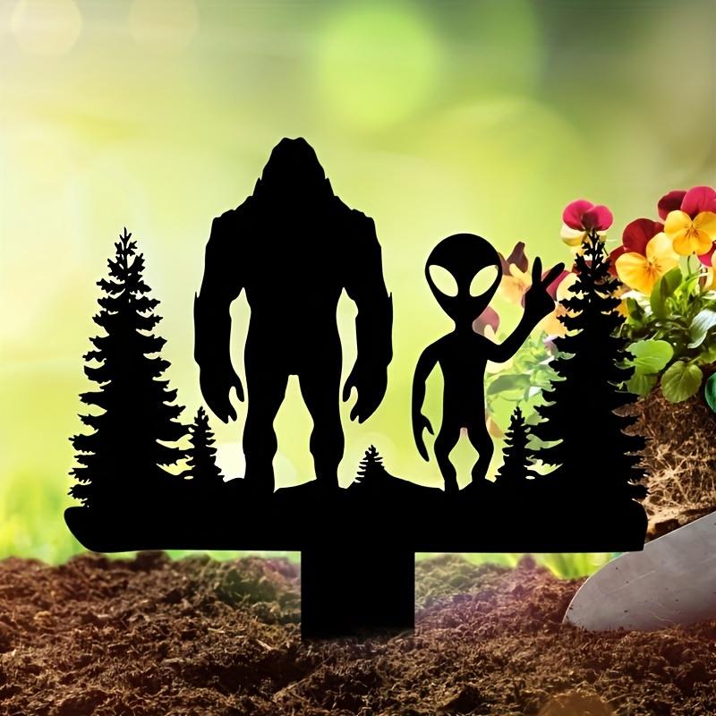 1pc Alien Metal Yard Stake Outdoor Art Garden Decor Halloween Christmas New Year Gift