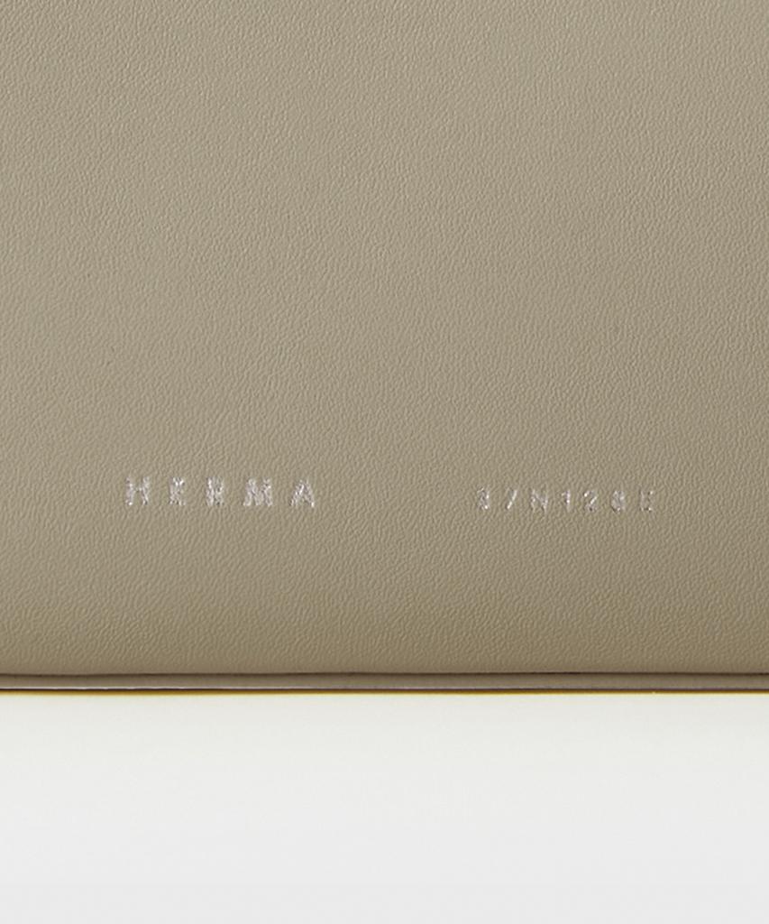 Herma Kua Tote Bag Ecru