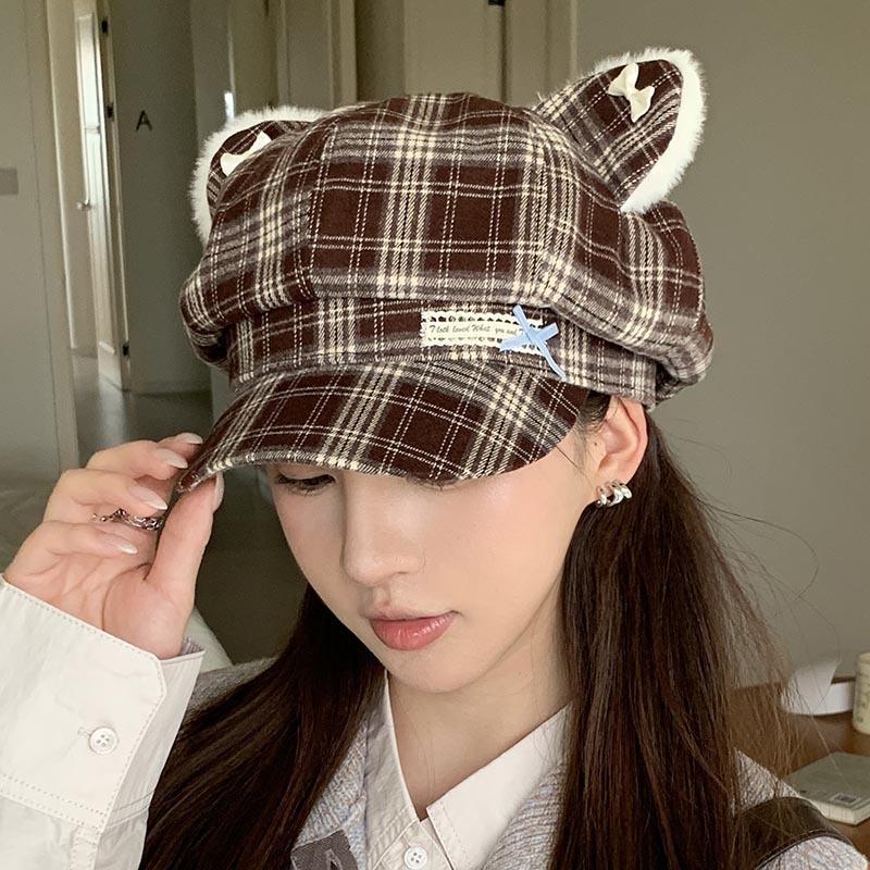 Cute kitten ears plaid octagonal hat women's autumn and winter British college style shows the face of the small versatile newsboy hat tide