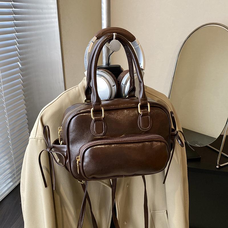 Premium oily leather retro women's backpack 2025 new fashion commuting versatile back bag multi-purpose handbag