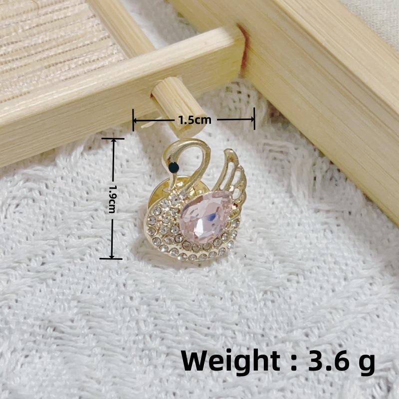 High-End Women's Butterfly Anti-Exposure Fashion Brooch