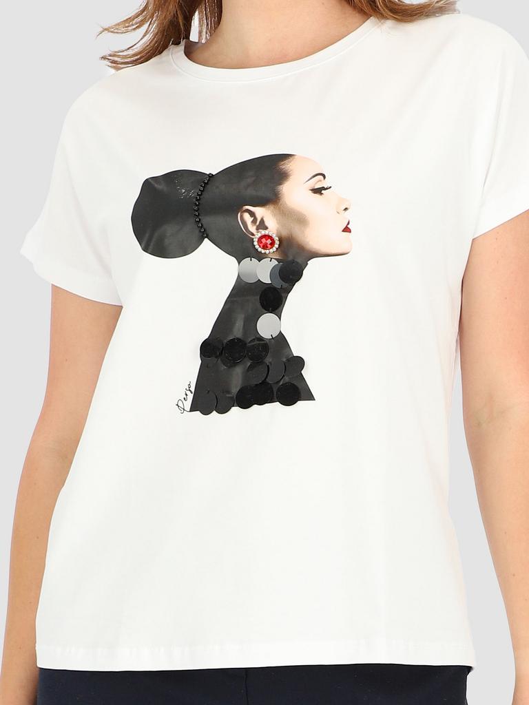 Women' cotton blouse with the image of a woman