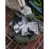V - LAYOVER Reversible Pouch