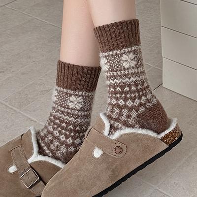 Coffee Socks Medium Tube Socks Season Velvet Thickened Warm Wool Socks Retro Snowflake Stacking Socks