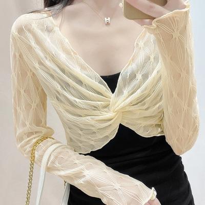 Falda corta con tirantes y protector solar de malla con escote en V de verano para mujer y blusa fina de manga larga