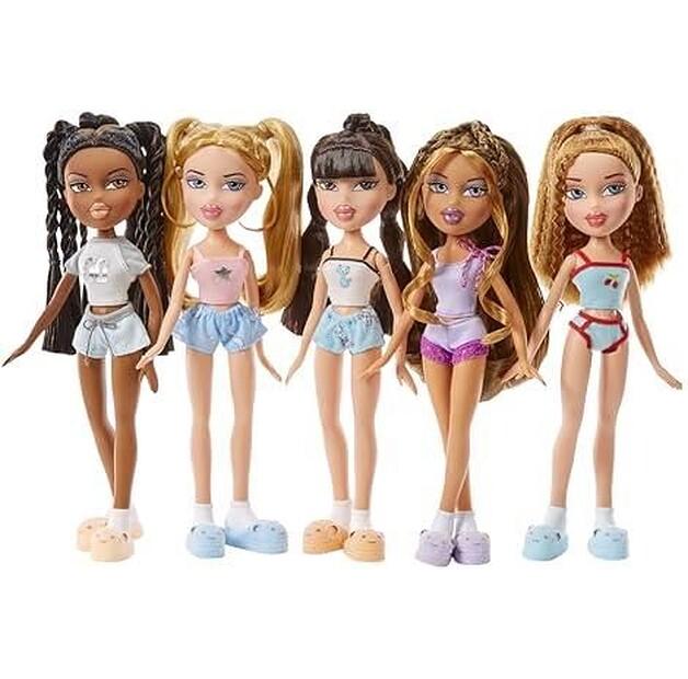 Кукла Bratz Slumber Party Jade модная с 2 пижамами плюшевым животным