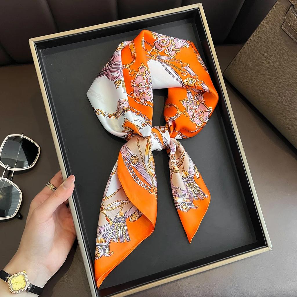 New Fashion 70X70Cmprinted Women'S Scarf Pashmina Silk Scarf Square Shawl Decorative Headband Neck Luxury Design Bandana