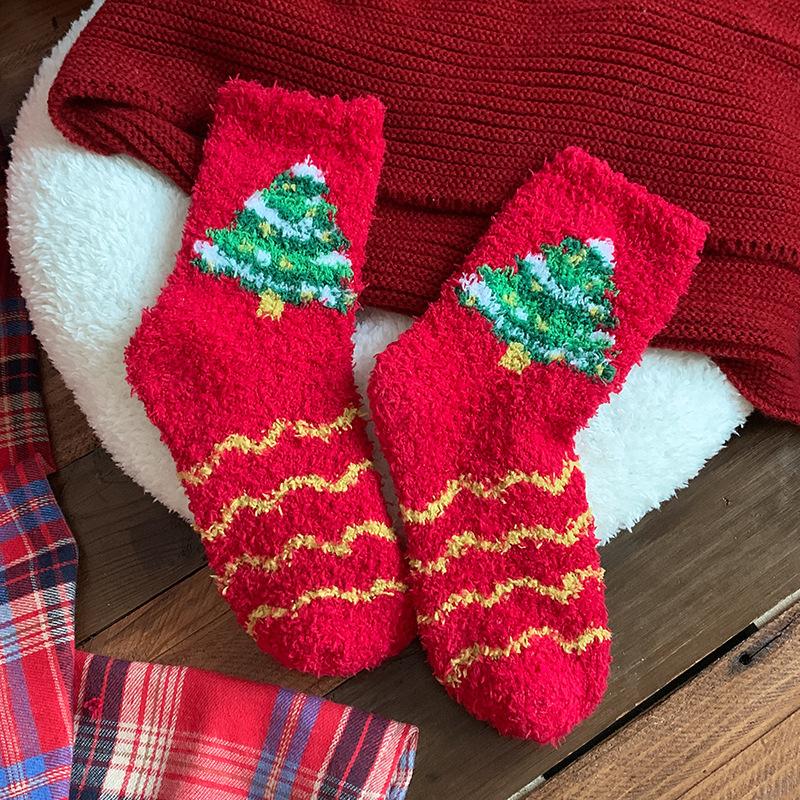 Coral Fleece Women Christmas Socks Mid Tube Socks for Adult Winter Plush Cute Ladies Thick Long Designer Socks