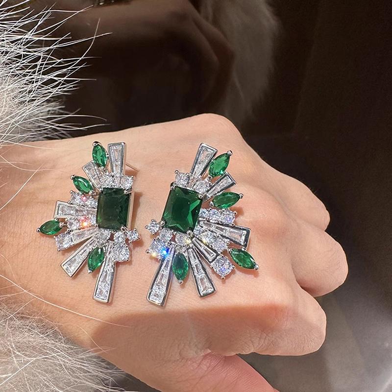 Huitan Gorgeous Geometric Design Stud Earrings with Green/White Cubic Zirconia Wedding Party Temperament Trend Zircon for Women