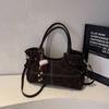 Urban Minimalist Pu Handbag For Daily Use With Zipper Closure And Inner Pouch